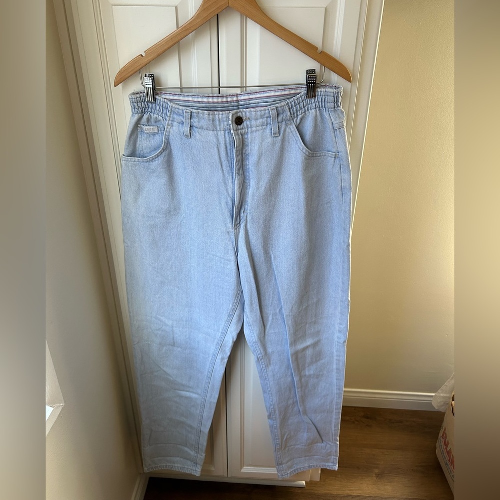 Lee Jeans